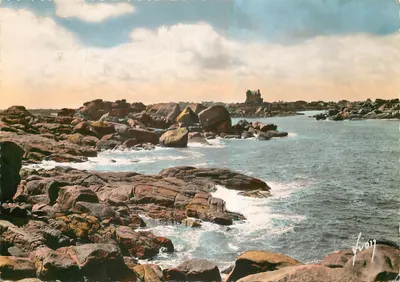PLOUMANAC'H (C.-du-N.) — Os amoncelamentos de rochas — Les Éditions d'Art, rue Martial 1112