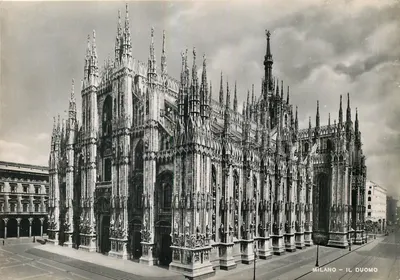 Milão - O Duomo — vista panorâmica — FACE & C. - S.E.F.A. - Stampa Edizioni Foto Arte - Milão