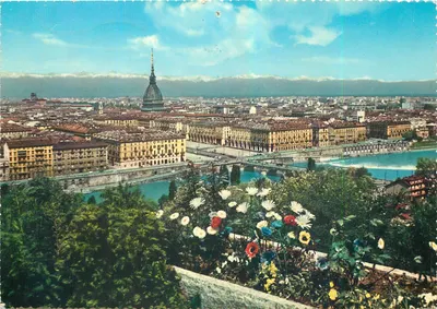 Turim — Vista geral e Mole Antonelliana — DA FOTOCOLOR KODAK EKTACHROME N. 159