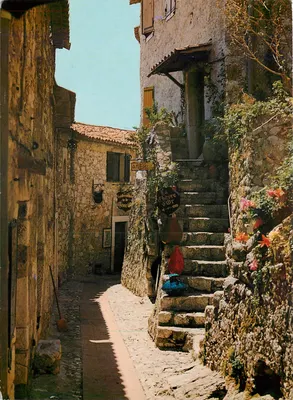 Eze — Velha rua pitoresca — CPAPHIL 1036