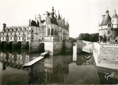 Castelo de Chenonceaux — Fachada Nordeste e Torre das Marcas — Greff