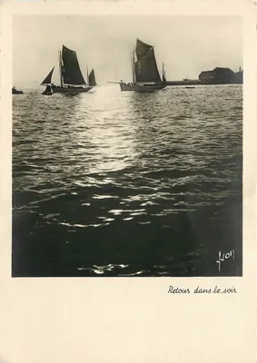 Retorno ao entardecer — fotografia de barcos a vela ao crepúsculo — F. VON — n°515