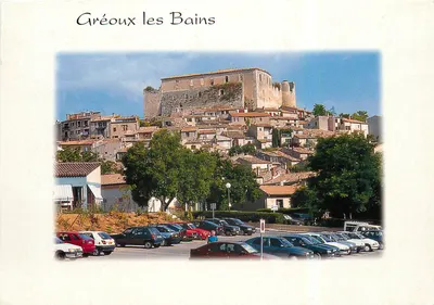 Gréoux les Bains — vista do castelo e do vilarejo — Comité de Tourisme