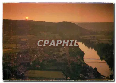 Cajarc — Pôr do sol sobre a cidade que foi um porto de balsas (capela de peregrinação dos marinheiros) — Images de France, Toulouse