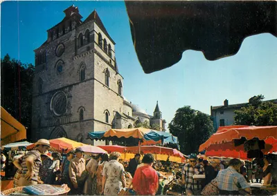 Cahors-en-Quercy — A catedral, fachada do XIIIº século — Edições Larrieu, n° 480510