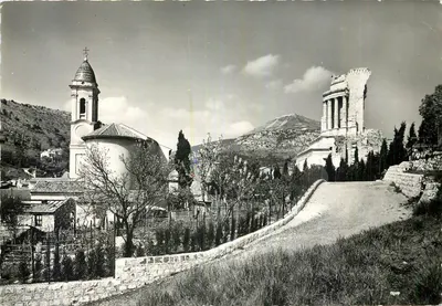 La Turbie — A Igreja e o Troféu de Augusto (5 a.C.) — Edições « MAR »