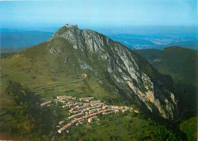 Montsegur (09) — O castelo e o vilarejo — Editions d'Art Toulouse