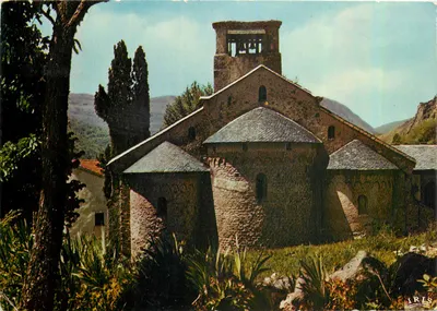 A capela romana de Niaux — entre Tarascon e Ax-les-Thermes — editada por IRIS