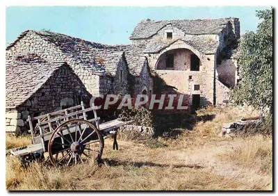 Fazenda típica do Causse — Aveyron — Edições NOVE