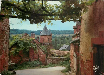 Elcée — Vista do castelo de Bengo — Editor Elcée