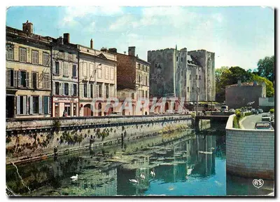 Niort - O donjon e o rio Sèvre — Artaud Frères, editores, Niort
