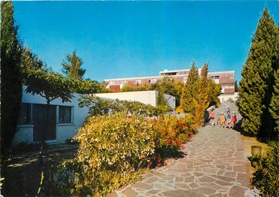 O Pavilhão Central do Parque — Village de Vacances Familles — Le Pradet