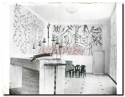 Interior de uma capela — decoração mural e altar — P. Eggermont, Vence (A.M.)