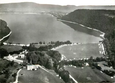 Lago Chalain — Paisagens do Jura — Éditions de l'Économie, Bron (Rhône)