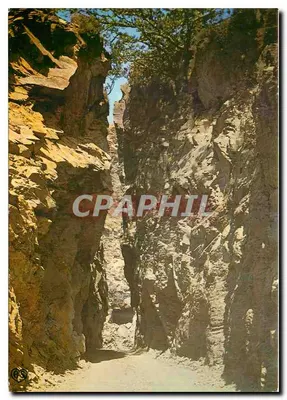 Entrada de uma carreira de ardósia — Lacave-les-Bains (Tarn) — Sociedade das Cartas Postais Proibidas