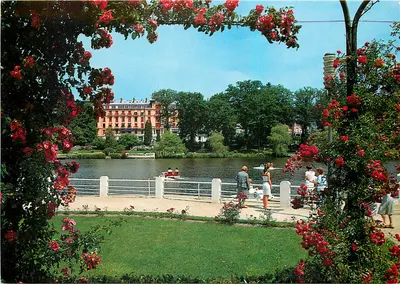 Bagnolles-de-l'Orne — Os jardins do Casino — O Lago — ARTAUD Frères - Editor (Nantes) n°53