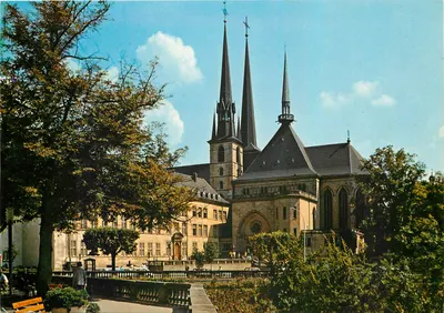Luxemburgo — Catedral — Ed. Vandier, n°5