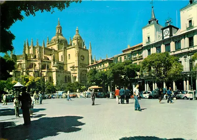 Segóvia — Catedral e Praça Mayor — Edições Reuss-Pasade