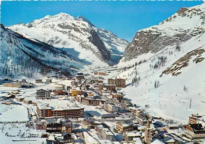 Val d'Isère — Vista aérea sobre a Estação — Ed. TELE S.A. — N° 2935