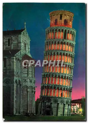 Pisa - Torre inclinada - vista noturna de S. Ranieri
