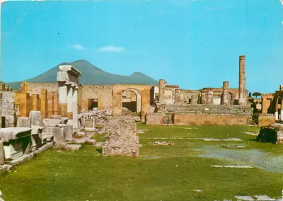 Pompéia - Fórum civil - Templo de Júpiter — MC 2