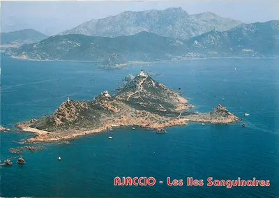 Ajaccio - As Ilhas Sangüinárias — vista aérea — Éditions D. Résident en Corse
