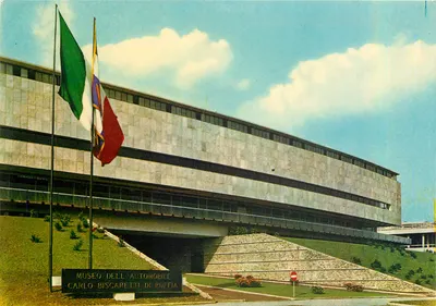 Museo dell'Automobile Carlo Biscaretti di Ruffia — Turim — editor Rotocalco Fuaierno