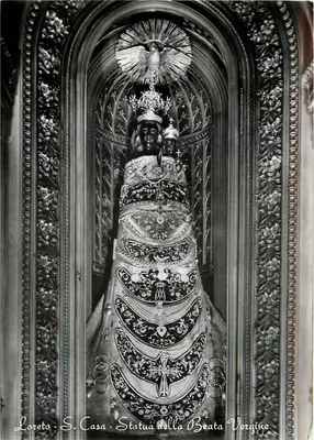 Loreto - S. Casa - Estátua da Beata Virgem