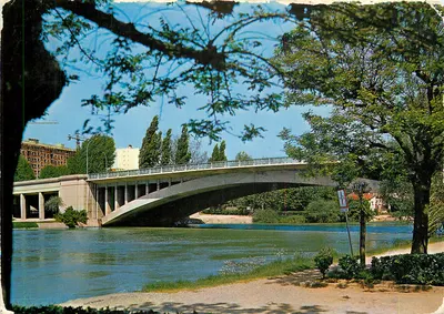 O ponte de Joinville — Joinville-le-Pont (Val-de-Marne) — Combiér Impressor Mâcon