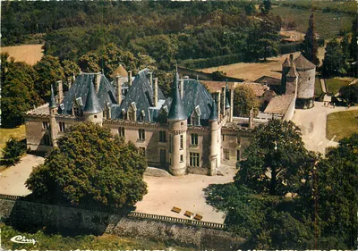 Castelo de Montaigne — Saint-Michel-de-Montaigne (Dordogne) — Cimcolor