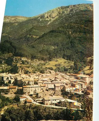 Châtillon-en-Diois (26-Drome) — Vista geral — A montanha do Glandasse — Edições Grenoble