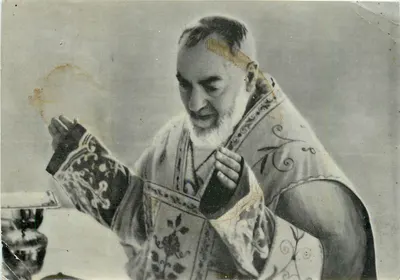Padre Pio da Pietrelcina — A Santa Missa — Ed. Chiosco S. Raffaele di Rotalia Szentirmay