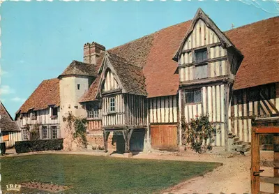 Fazenda Normanda — Trouville-sur-Mer — editor IRIS