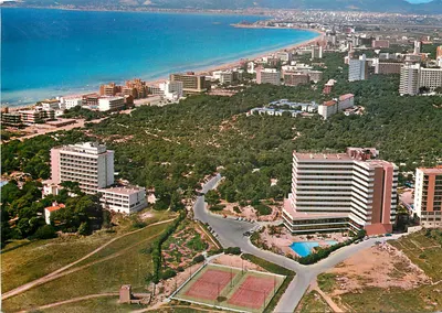 El Arenal — Playa de Palma — Fotografia da costa e dos hotéis — Cerdanya, 8 • Palma de Mallorca