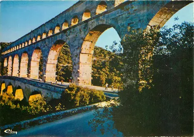 Pont du Gard — Rzymski kanał wodny — Wydawca Combier