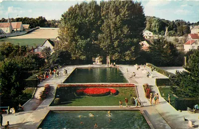 Provins (Seine-et-Marne) — A piscina geral — Edições de Massy