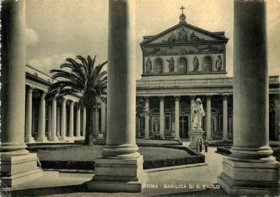 Roma - Basílica de S. Paulo — vista do porticólio e da fachada