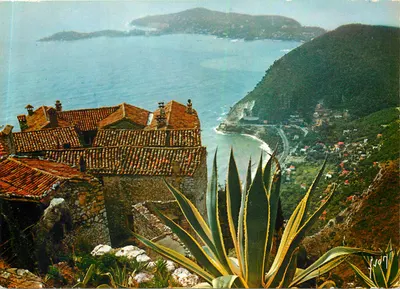Èze (Alpes-Maritimes) — vista do jardim exótico em direção a Saint-Jean-Cap-Ferrat — Éditions d'Art YVON
