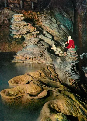 Gouffre de Padirac — Lago superior - Stalagmitites — Mexichrome