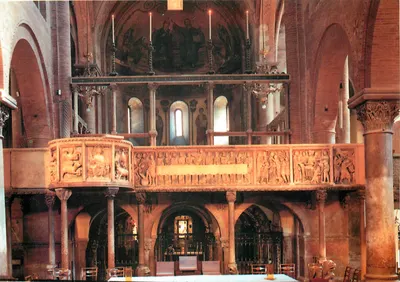Duomo de Modena — Complexo do Pontile, obra dos Campionesi (século XIII)