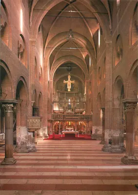 Duomo di Modena — Interior
