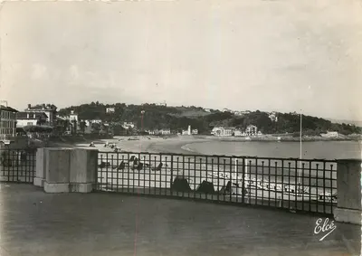 A Praia em direção às Colinas de Ciboure — ST-JEAN-DE-LUZ (Basses Pyr.) — L. Chatagneau, 92, Cours Victor-Hugo, Bordeaux