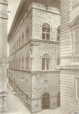 Palazzo Piccolomini — Sede do Archivio di Stato de Siena — Photo Grassi