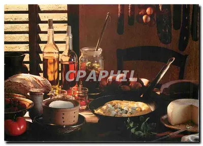 Mesa de cozinha — vista de mesa rústica com queijo, omelete, azeitonas e vinho — Éditions du Tilleul, CP 32