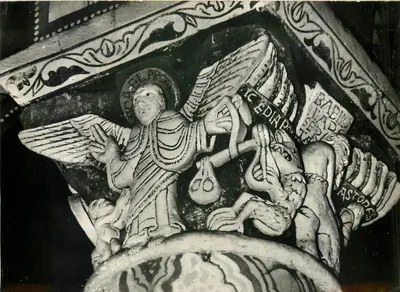 St Michel — A pesagem das Almas — Igreja de São Pedro, Chauvigny (Vienne) — Foto Debailais