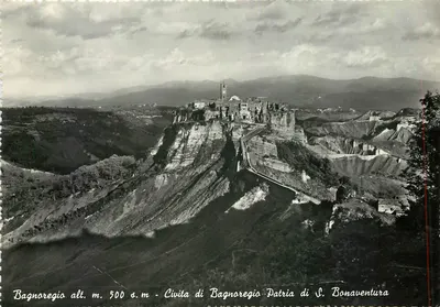 Bagnoregio — widok panoramiczny wsi na skałach — Ediz. Gambacorta Ernesto & Figli