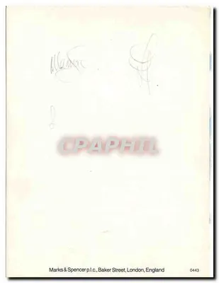 Bambini che giocano con un uomo di neve — decorato con una corona e una fascia — editore Marks & Spencer p.l.c., serie 0443 — Verso