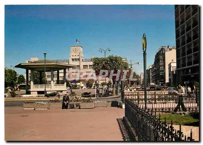 Place A. Briand — Charenton (Val-de-Marne) — Ed. 'Images de France' n° 94-468