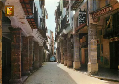 Calle Don Blasco de Alagón — rua pedonal com arcadas — editor FISA, n°28