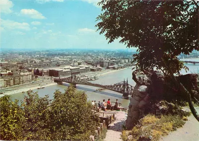 Vista de Budapeste — do monte Gellért — editor MTI, n° 215/721